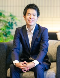 株式会社データホライゾン 代表取締役社長　瀬川 翔